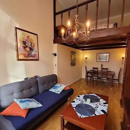 شقة Nad Parseta W Centrum - Prywatne Miejsce Postojowe & Dwa Rowery *