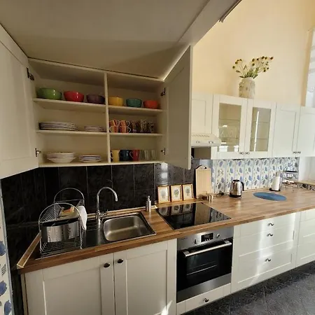 Nad Parseta W Centrum - Prywatne Miejsce Postojowe & Dwa Rowery شقة *